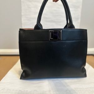 Black Triple Entry Four Poster Satchel Bag